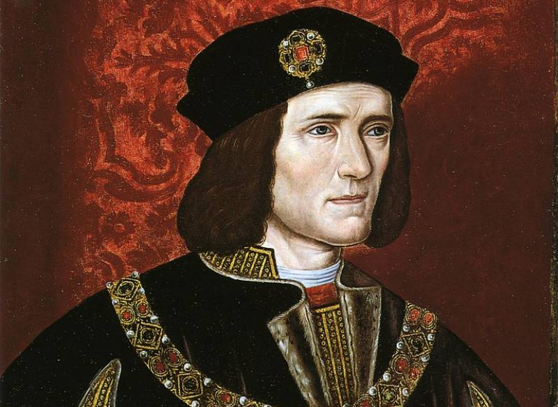 King Richard III portrait in brown clothes