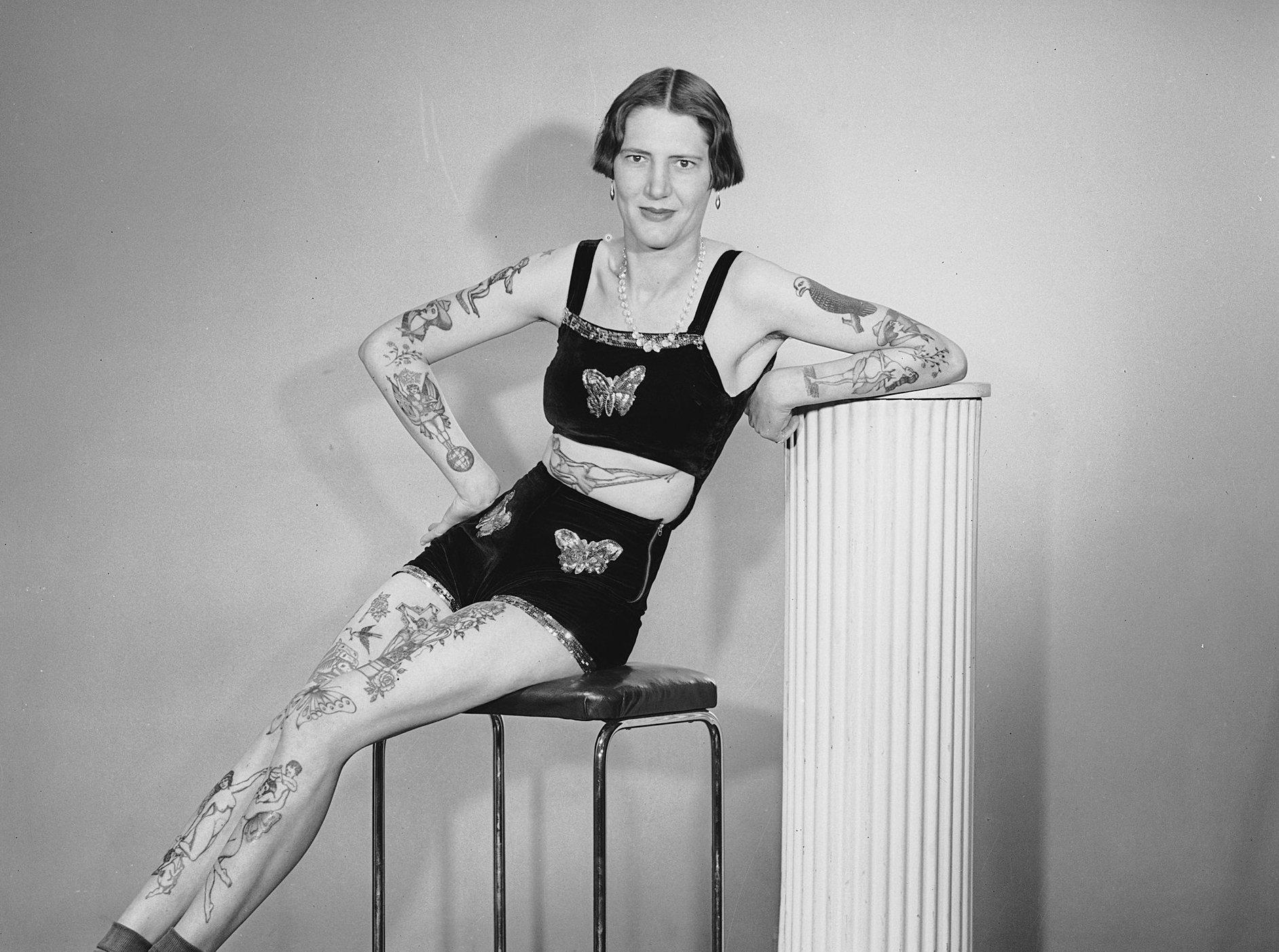 Tattooed woman, Australia, 25 December 1937
