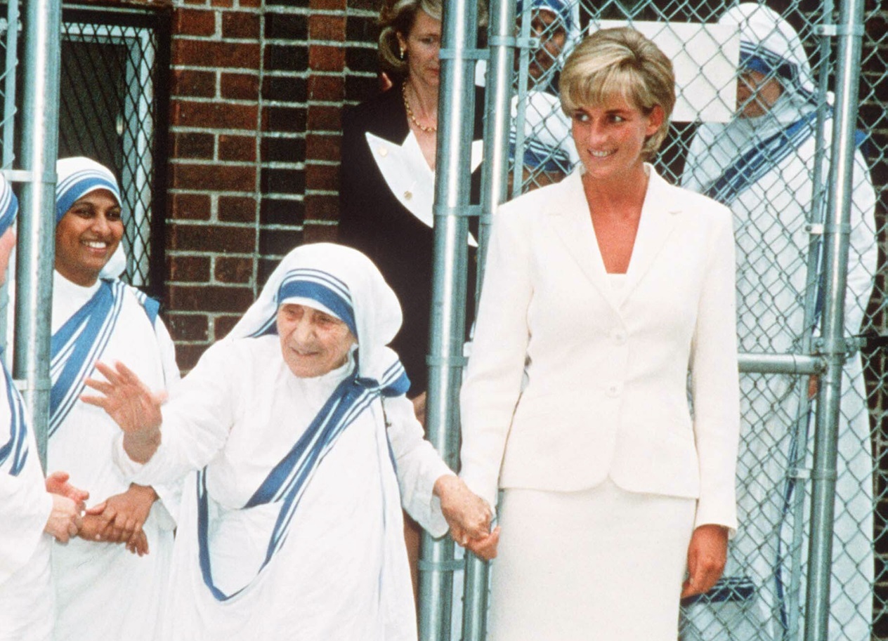Diana, Princess of Wales, holds hands with Mother Teresa - 1997