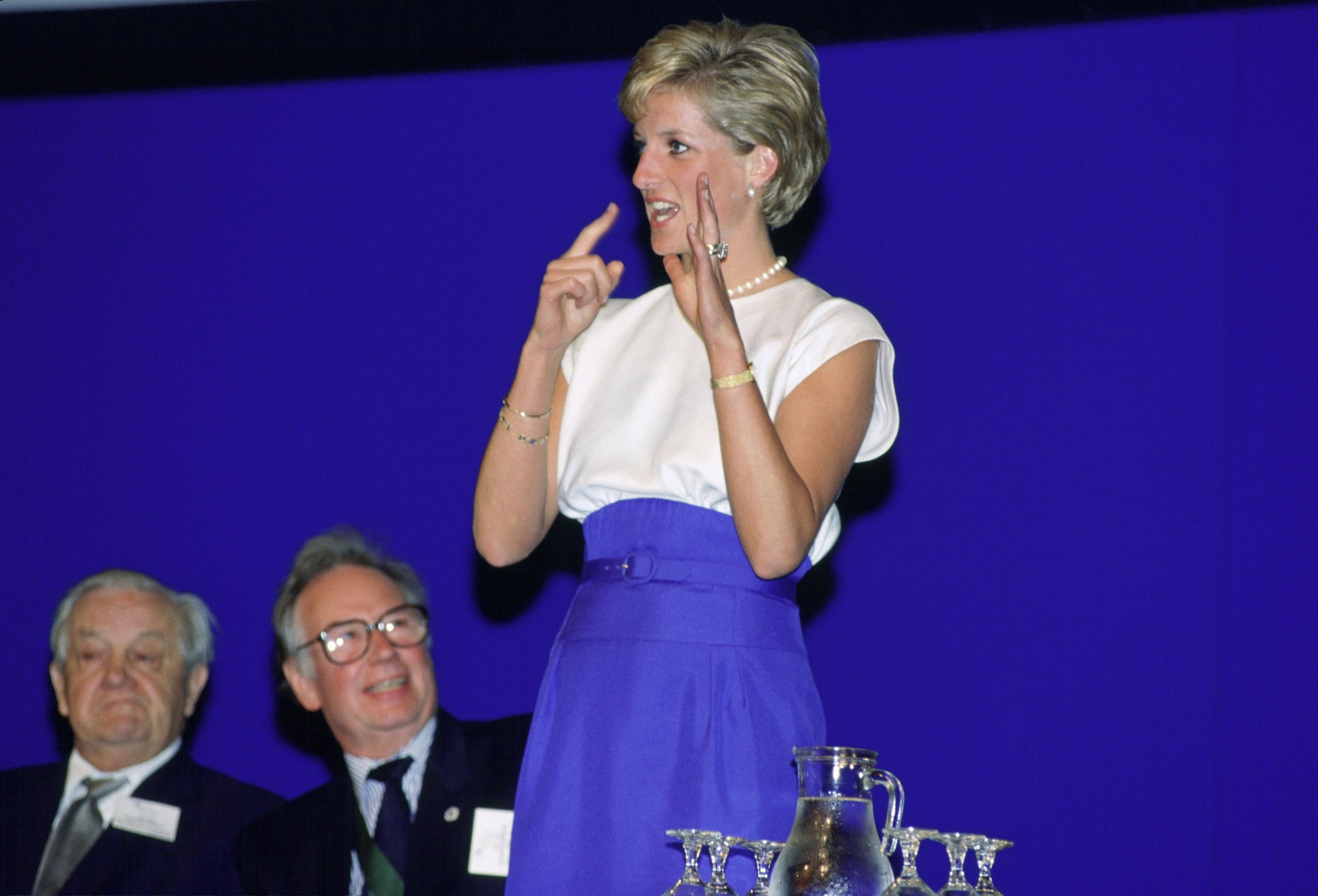 Diana, Princess Of Wales, Using Sign Language - 1990