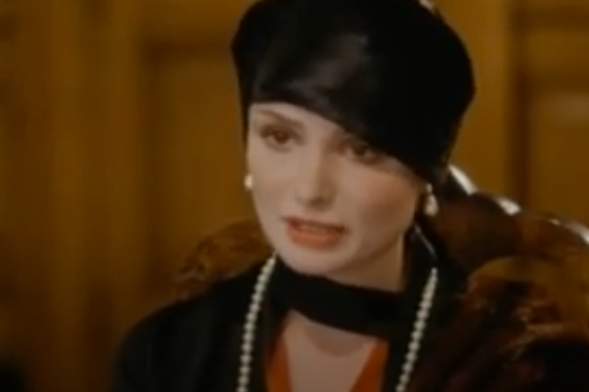 Lucy Gutteridge as Gloria Morgan Vanderbilt