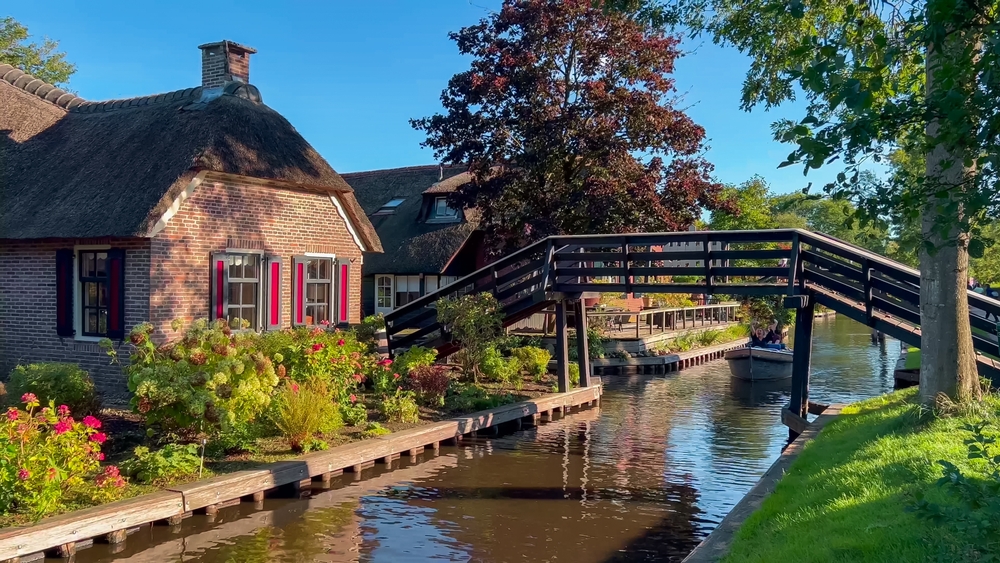 Traditional dutch houses
