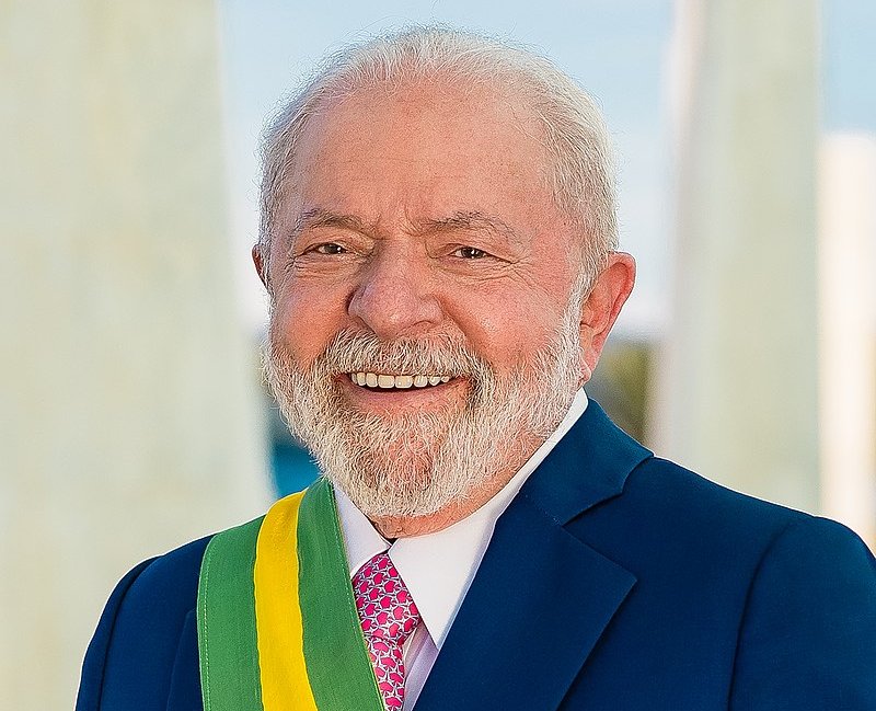 Portrait Photo of Luiz Inácio Lula da Silva in blue suit