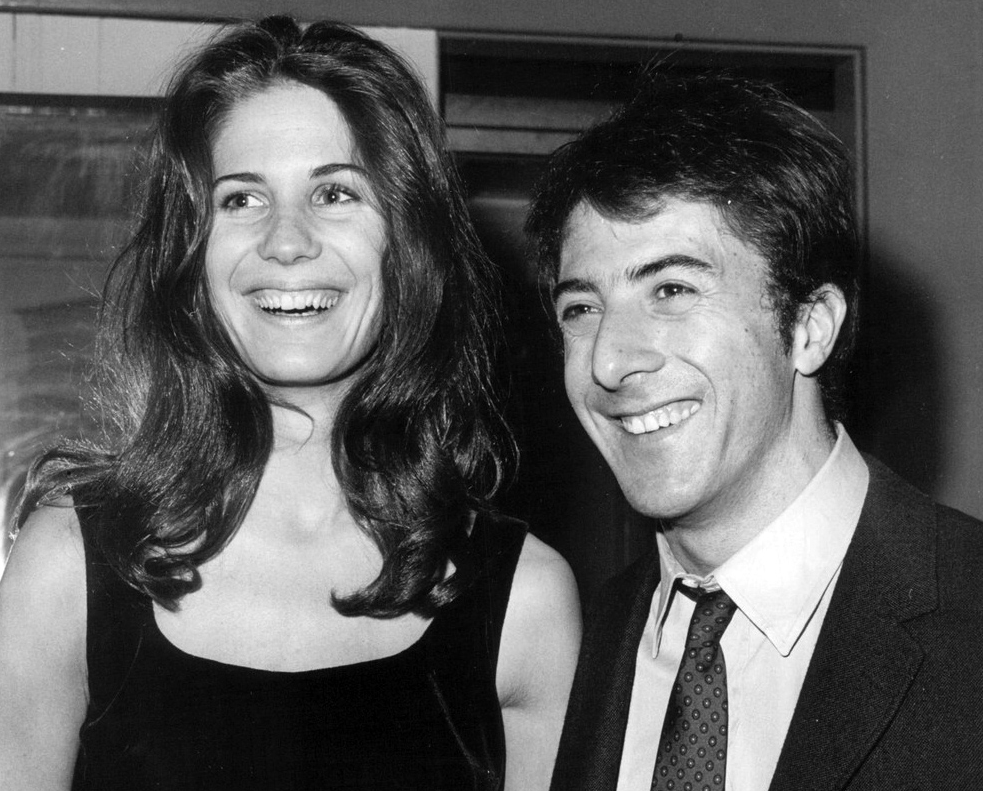 Dustin Hoffman with his girlfriend Ann Byrne - 1968