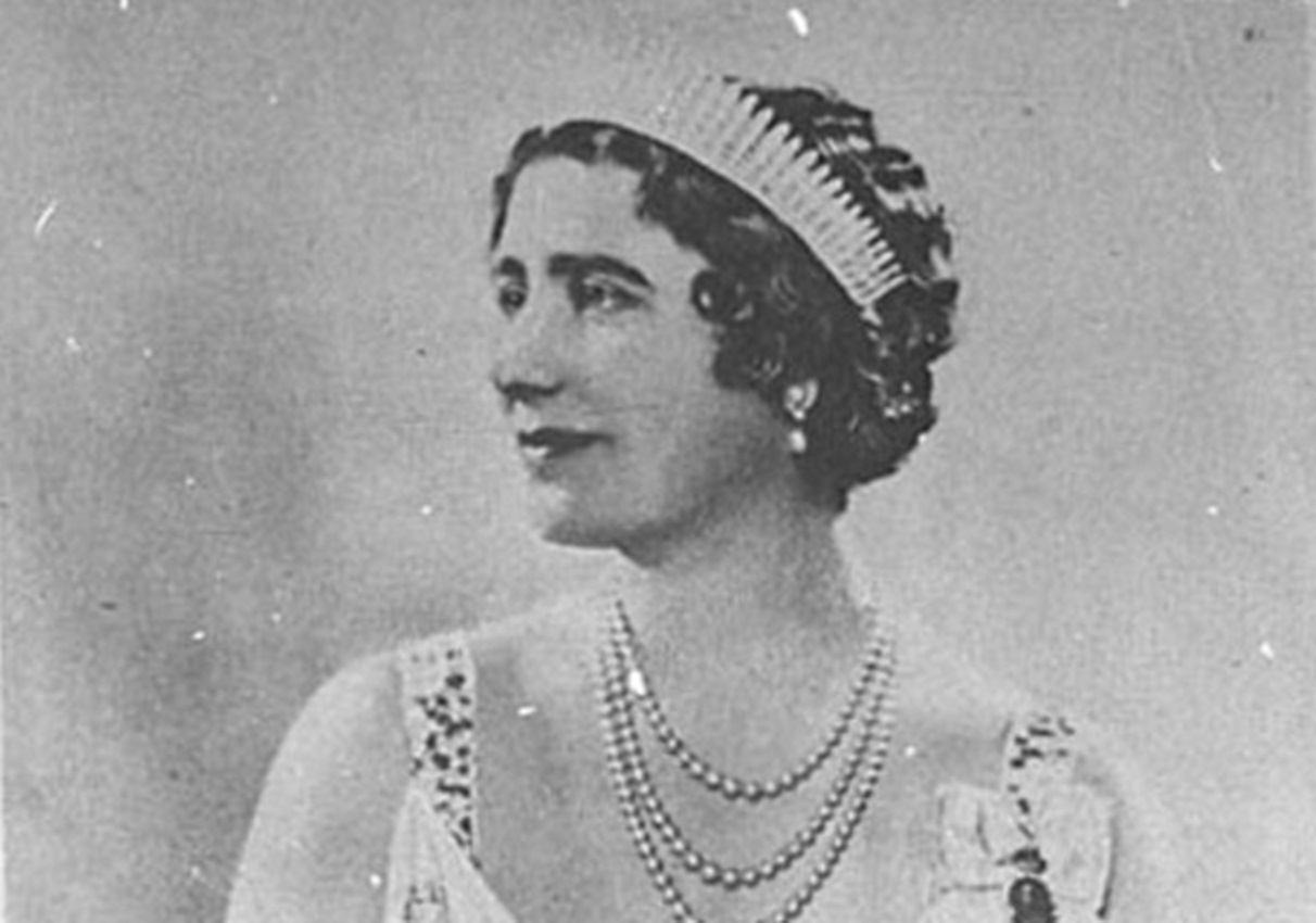 Coronation portraits of Queen Elizabeth - 1939