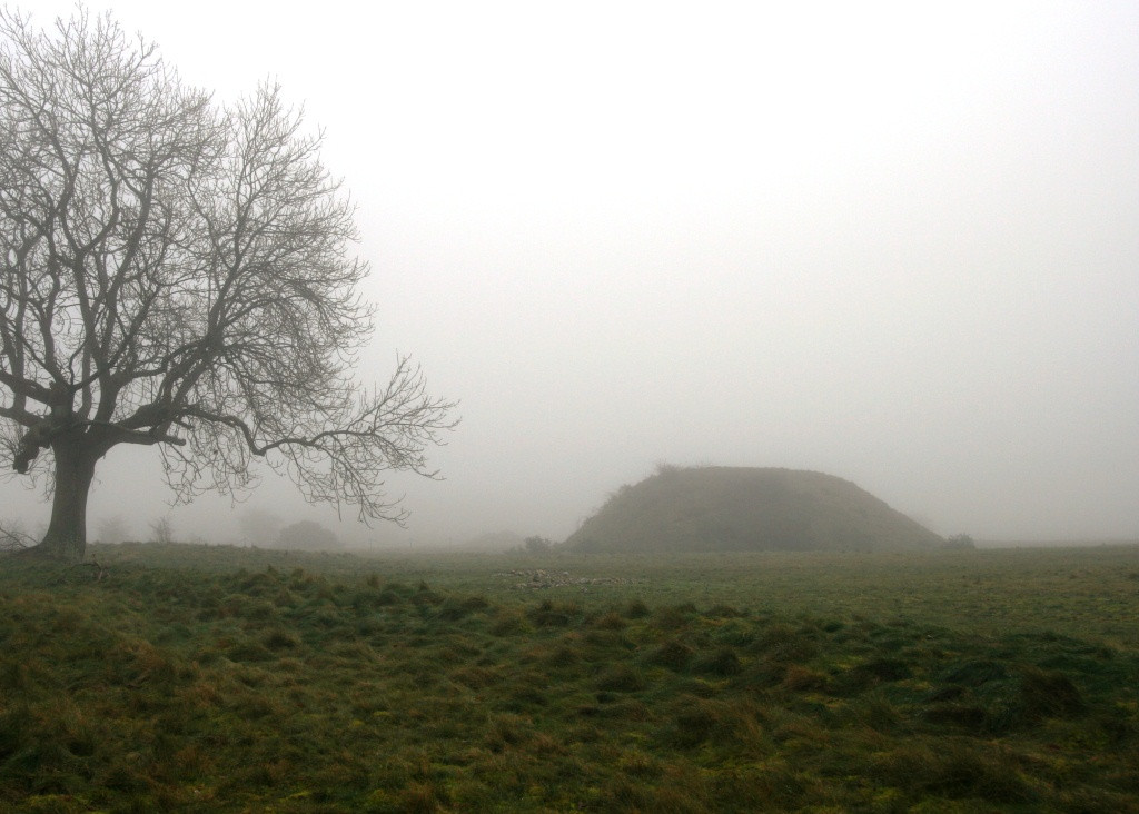 File:Sutton Hoo burial ground 5.jpg