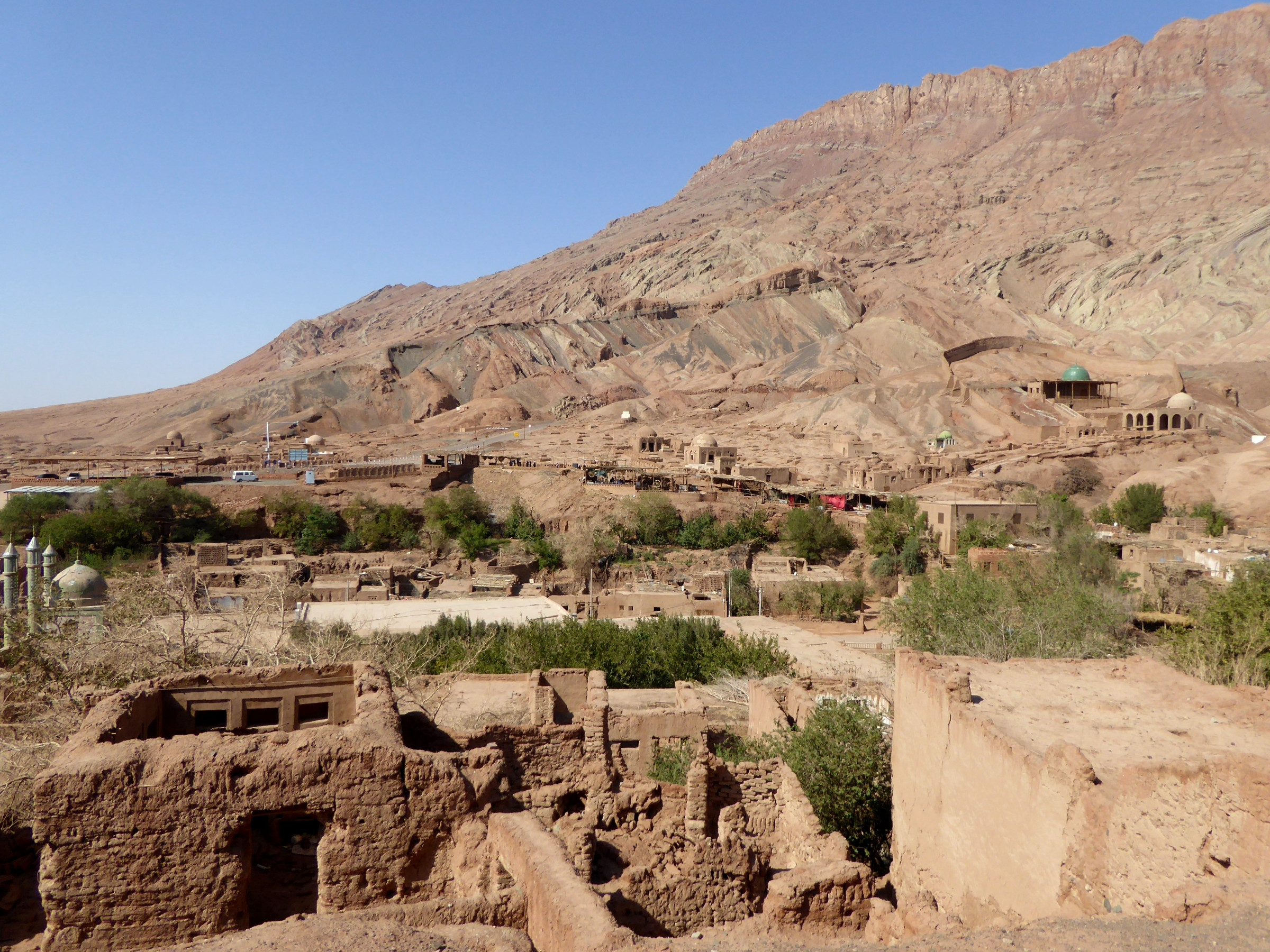 File:Tuyugou Turpan Xinjiang China 新疆 吐魯番 吐峪沟 - panoramio (10).jpg