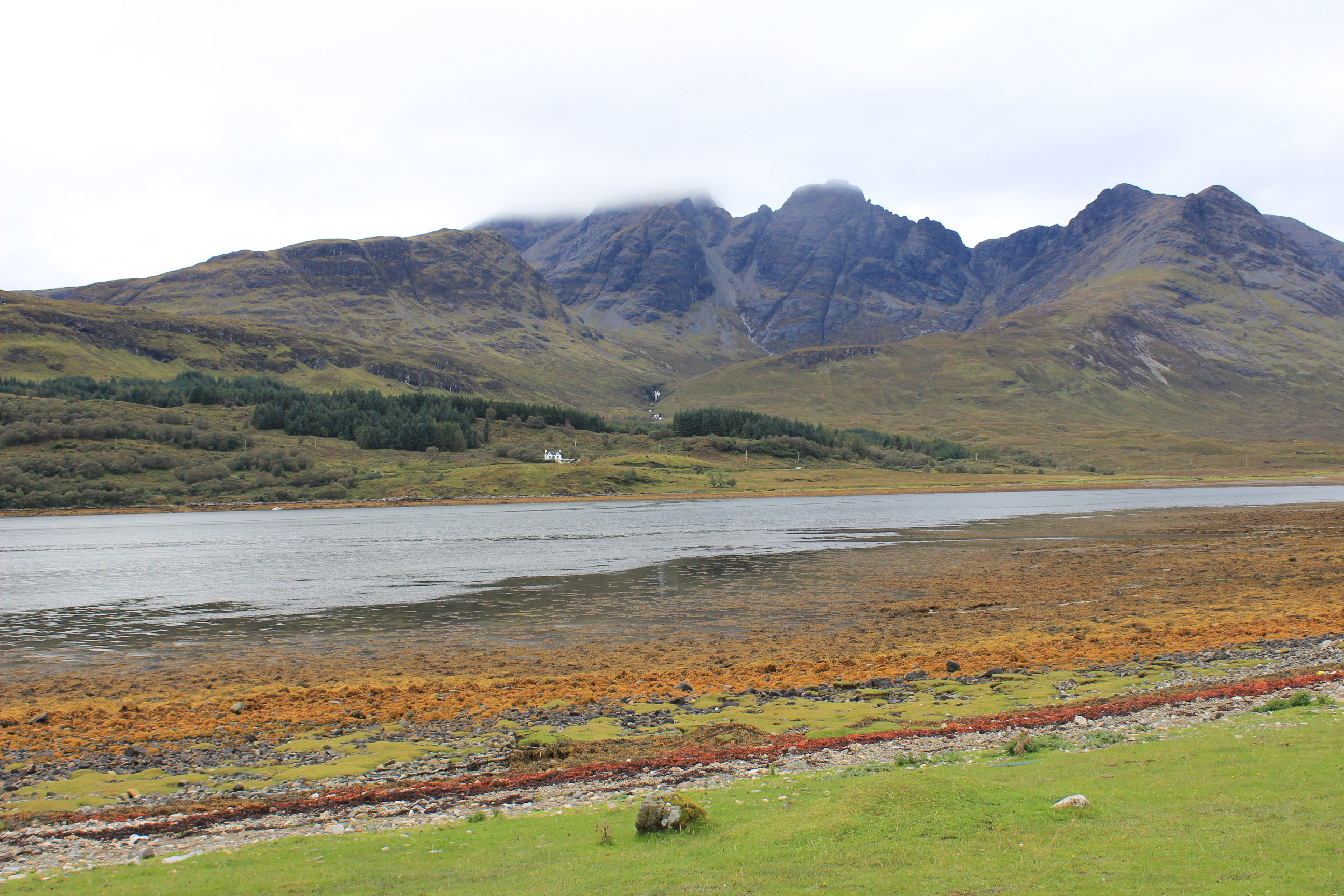 File:Panorama in the Isle of Skye 1.JPG