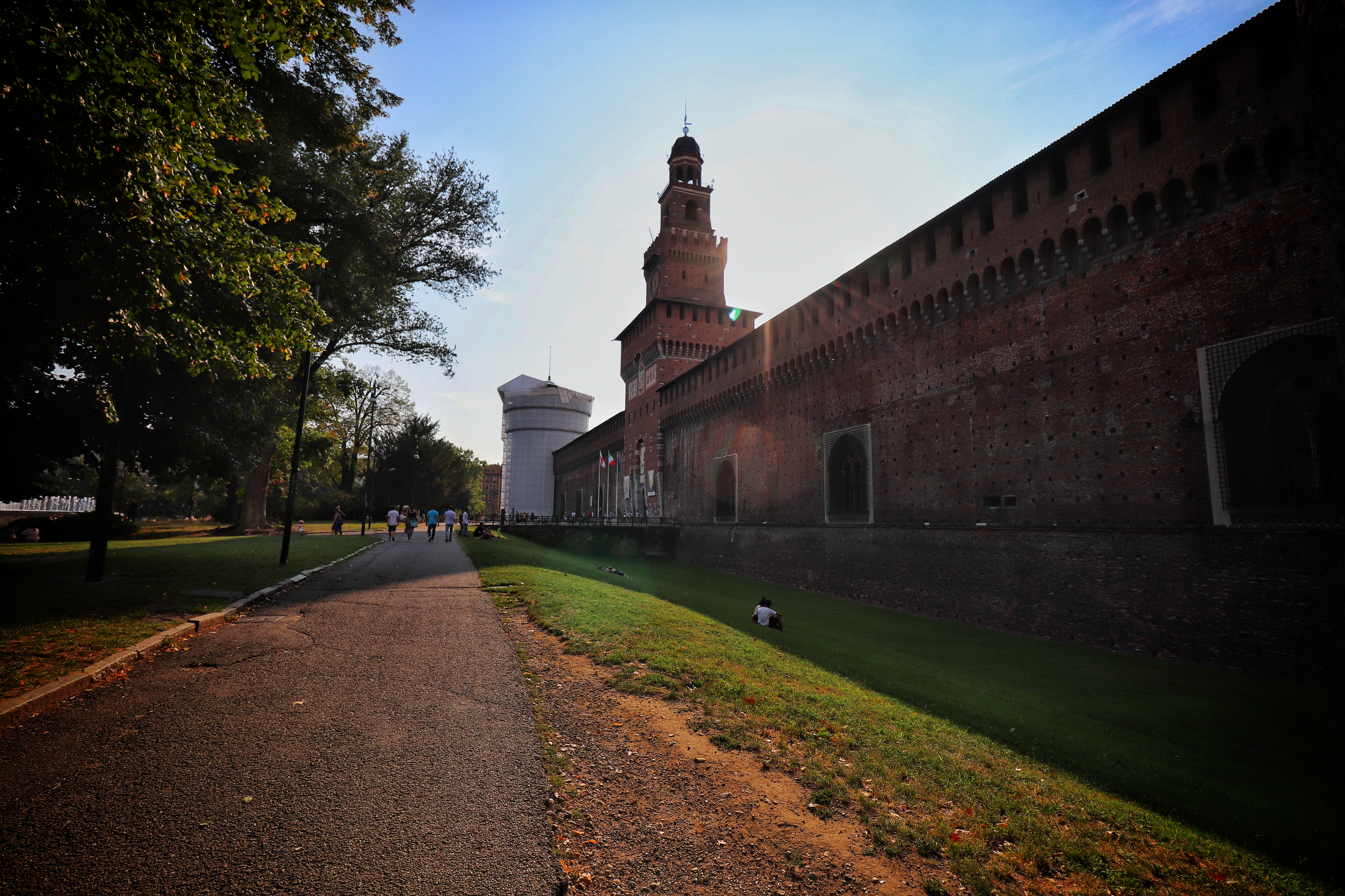 File:Castello Sforzesco, Milano.png