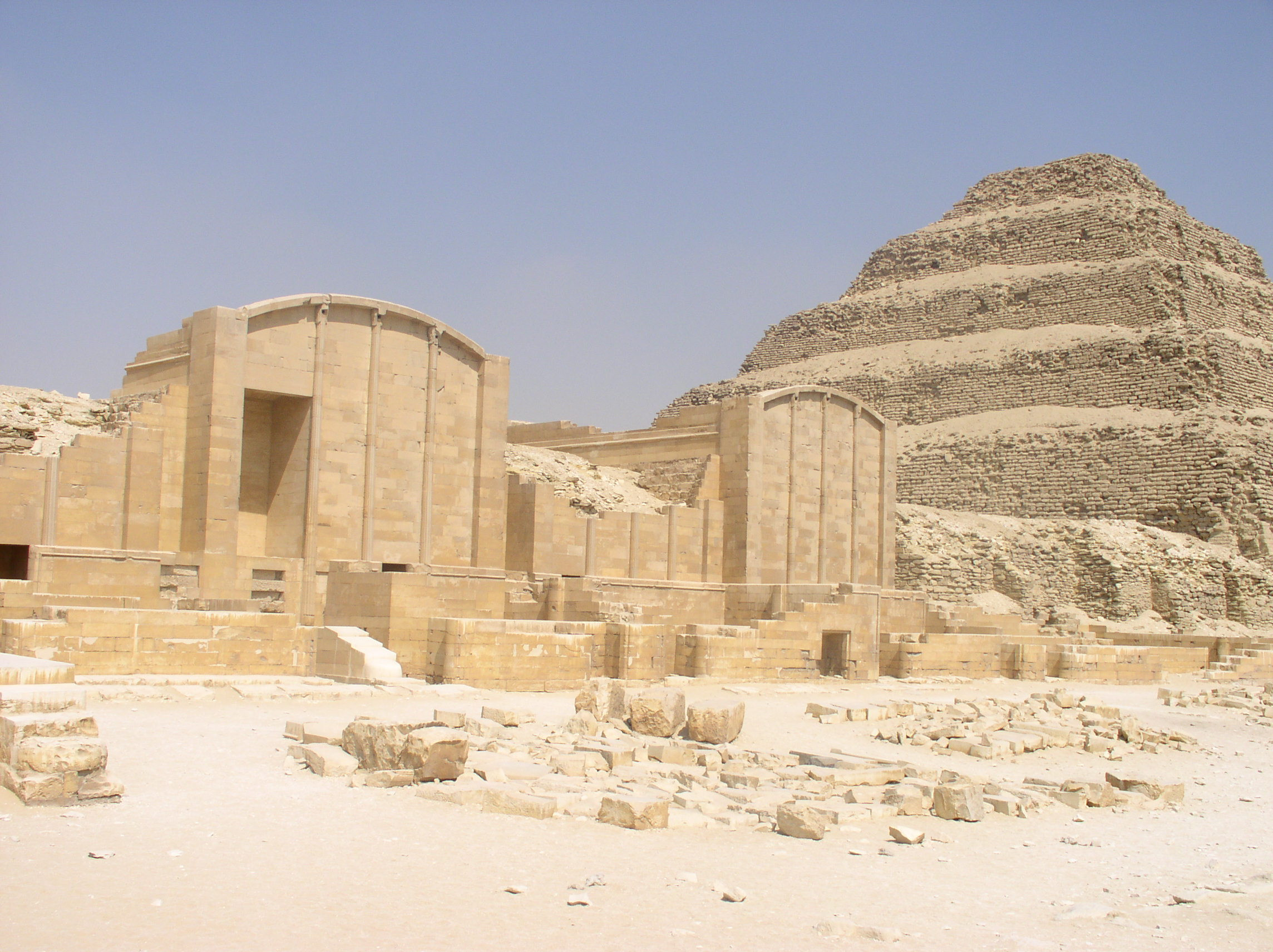 File:Saqqara temple and pyramid.JPG