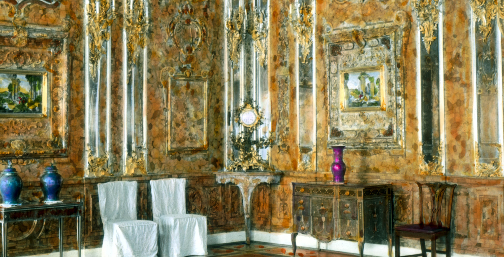 Catherine Palace interior - Amber Room