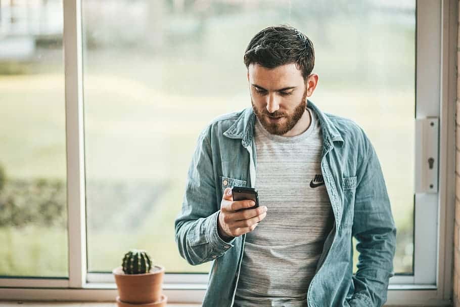 portrait-texting-shirt-handsome