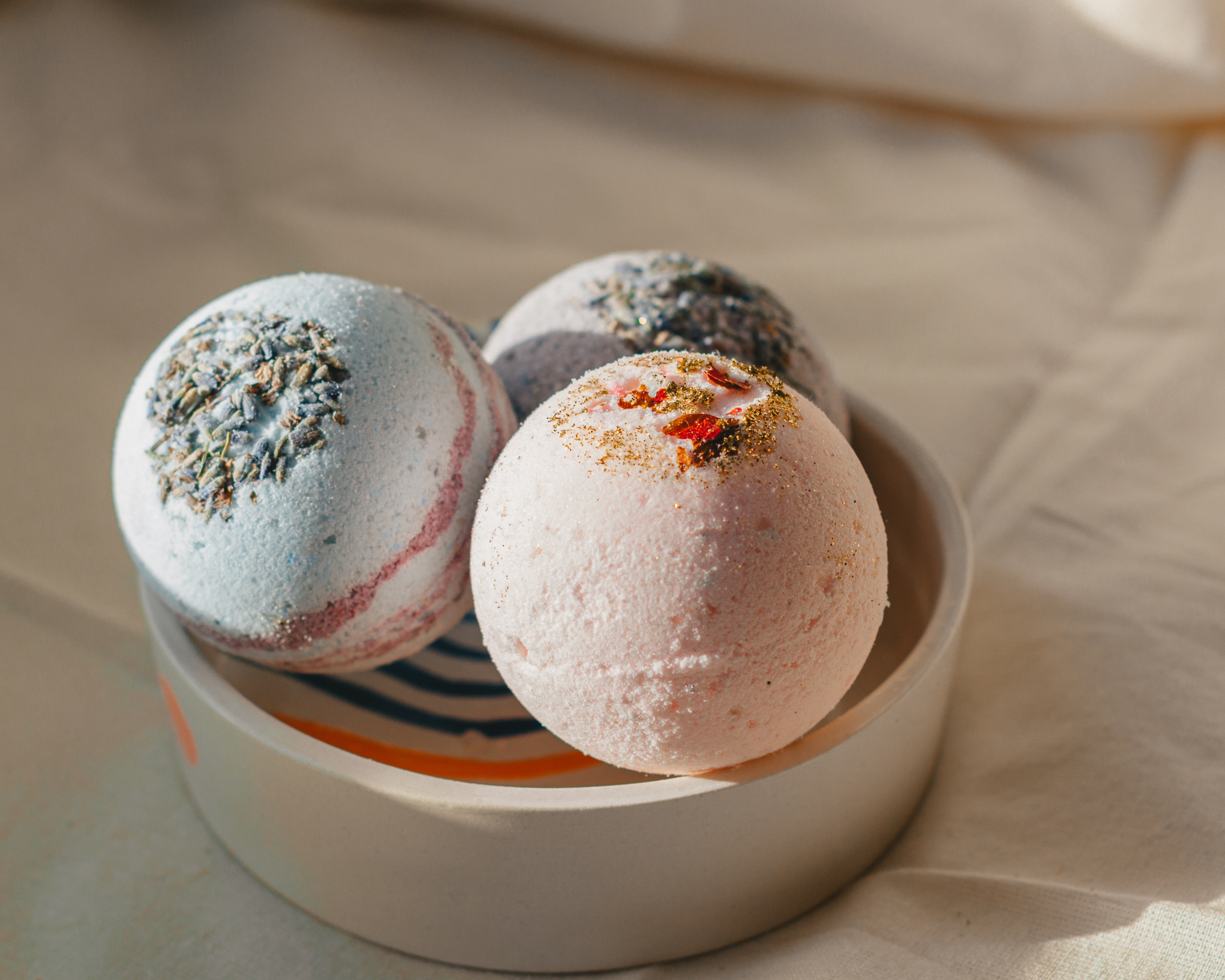 DIY bath bombs