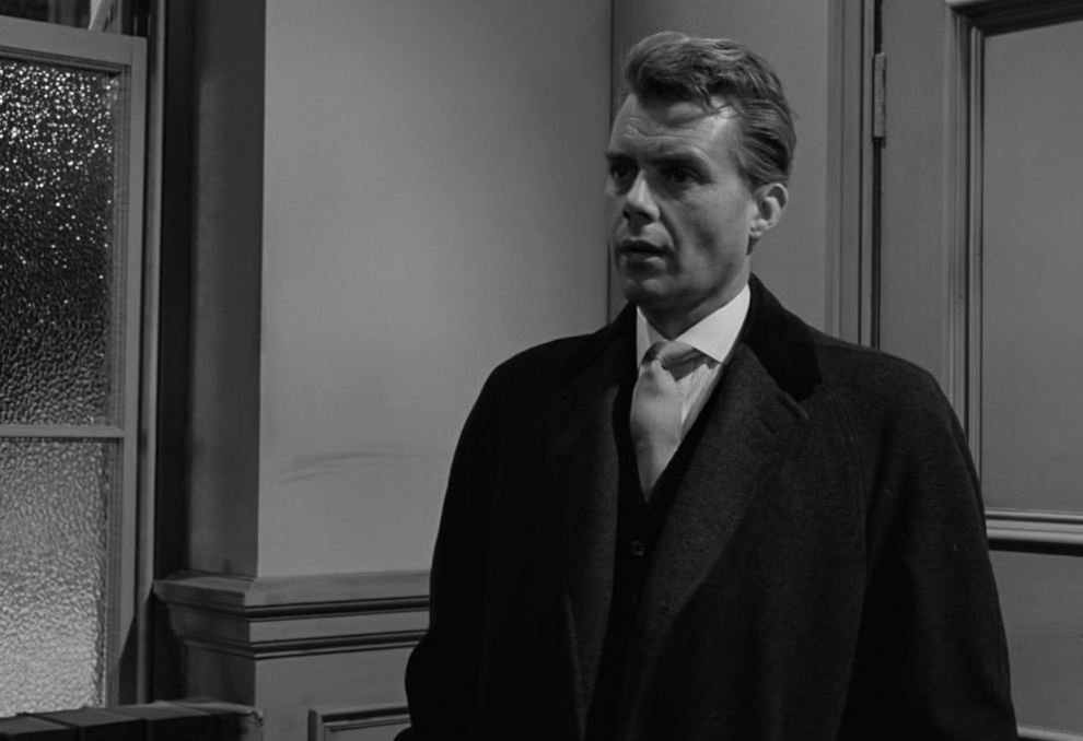 Screenshot from Victim (1961)