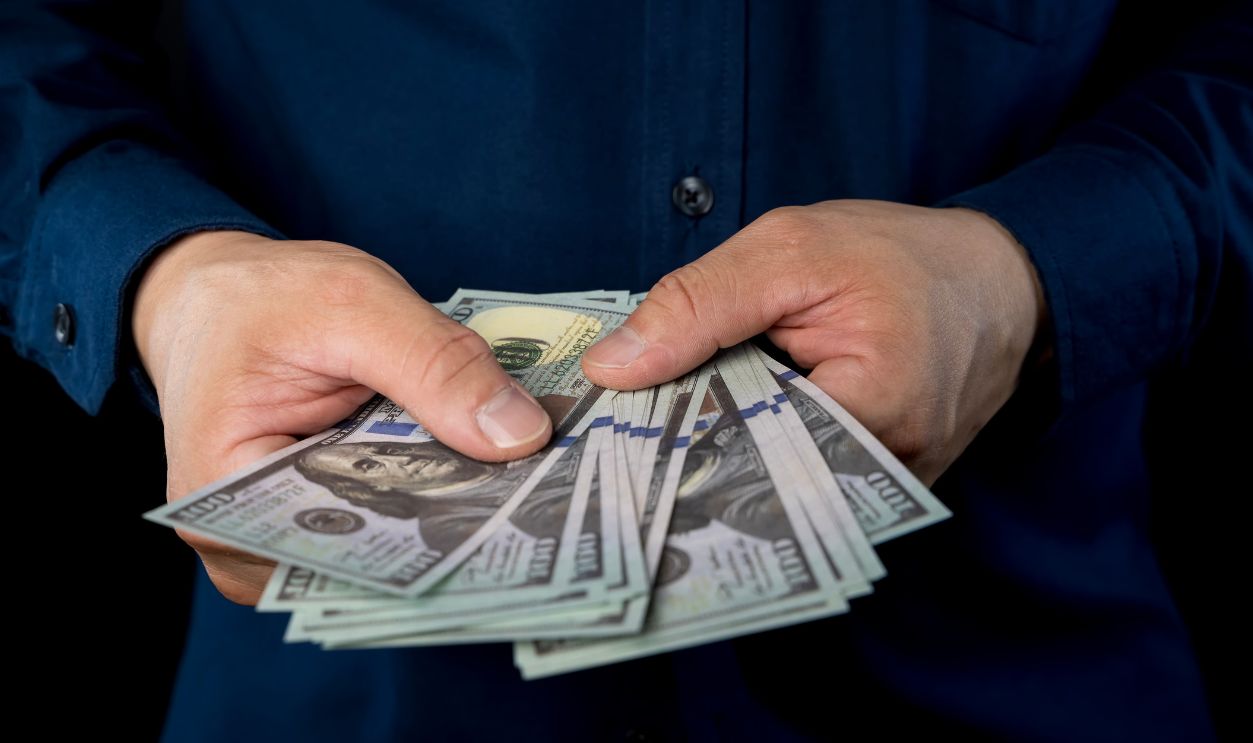 big-pile-money-dollars