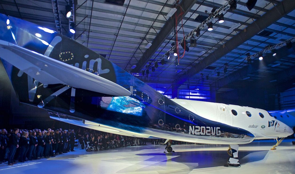 :Virgin_Galactic_SpaceShipTwo