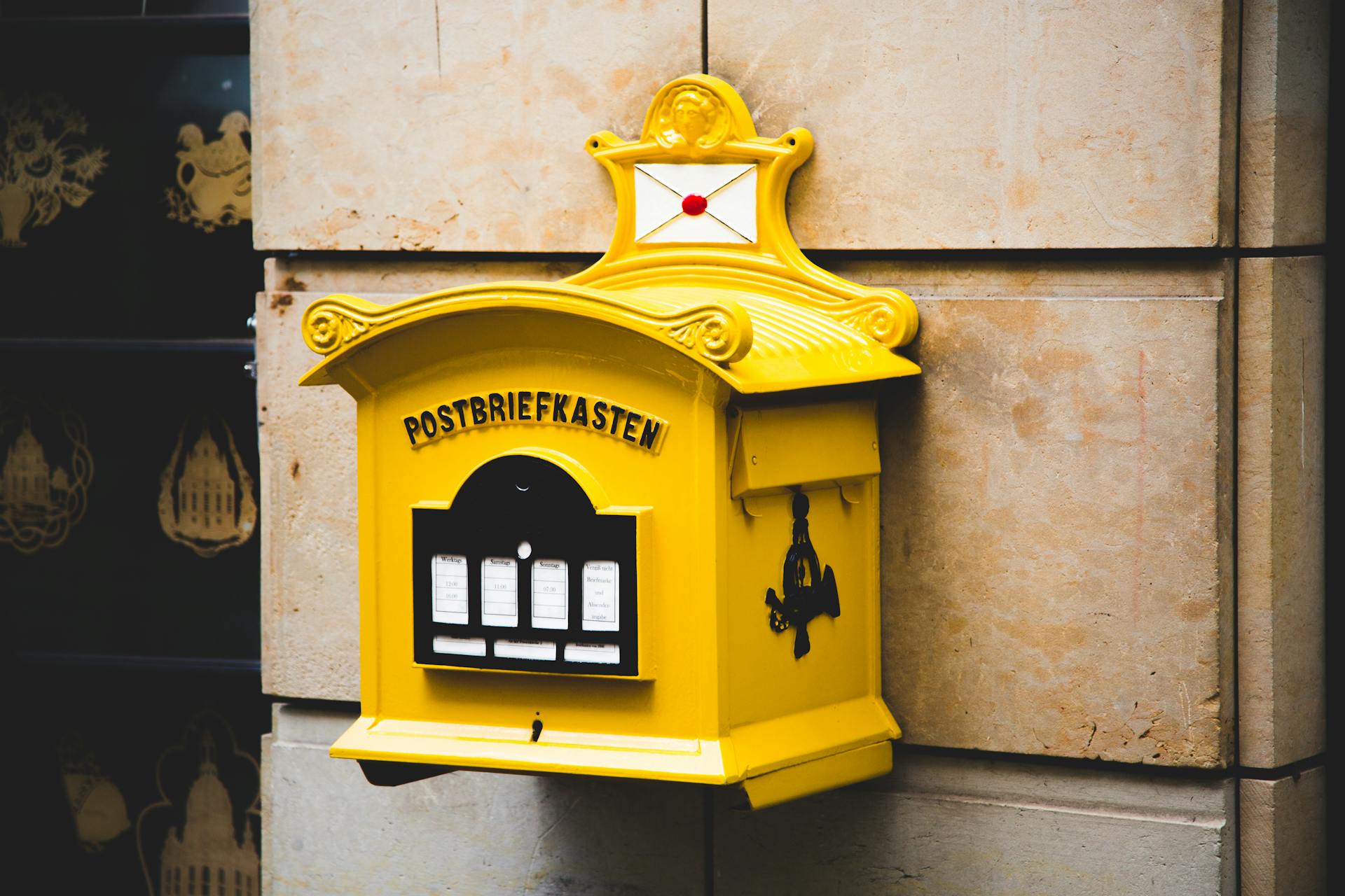 Yellow decorative mailbox