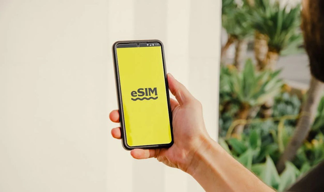 eSIM