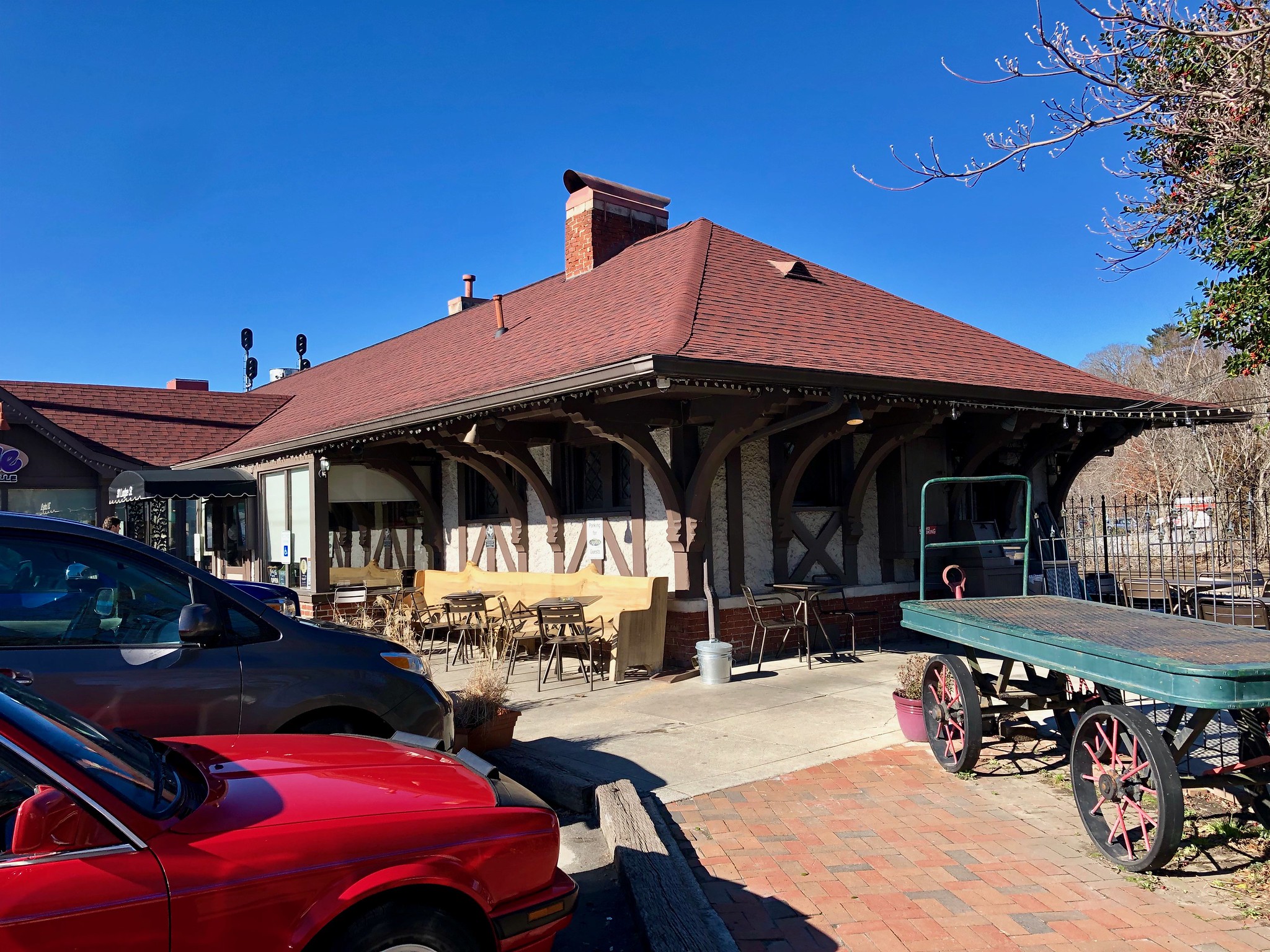 Biltmore Village Depot, Biltmore Village
