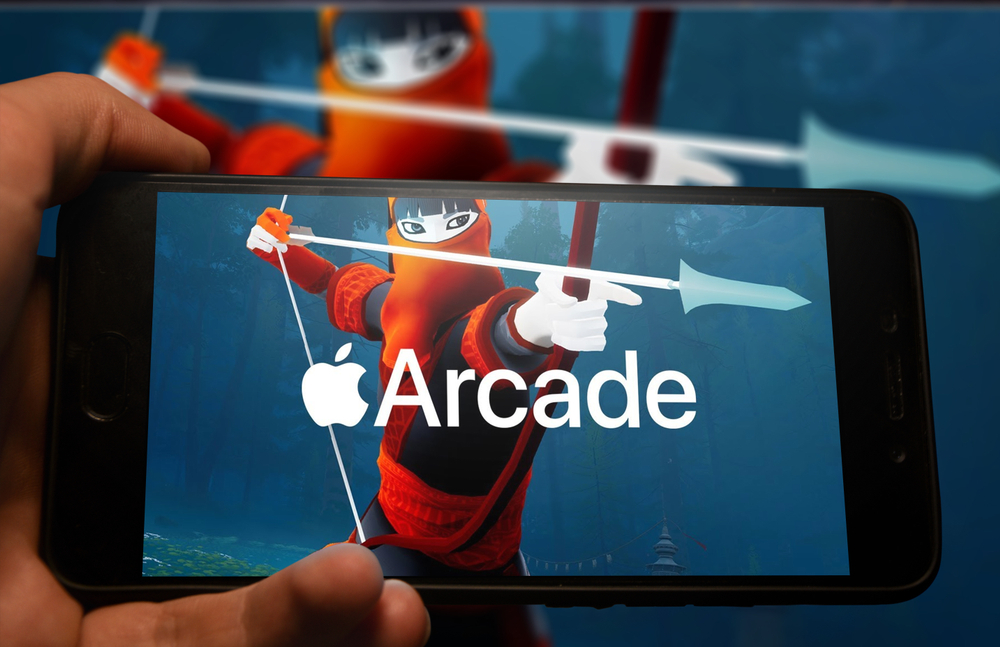 Playing games on phone with arcade