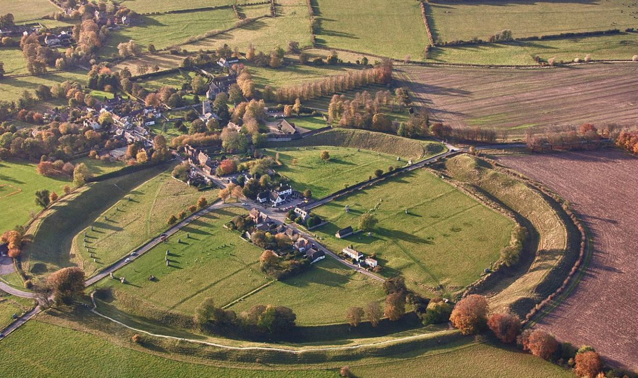  Wiltshire-Avebury