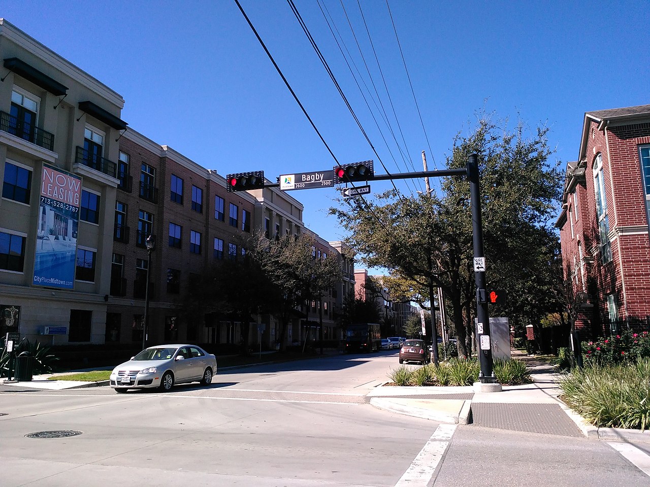 Intersection of Bagby and McGowen streets in western Midtown