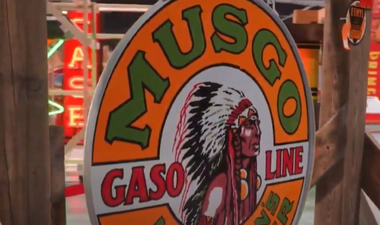 Old Advertising Signs