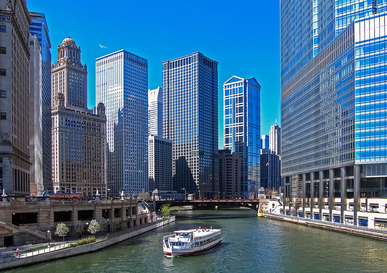 A Chicago River tour