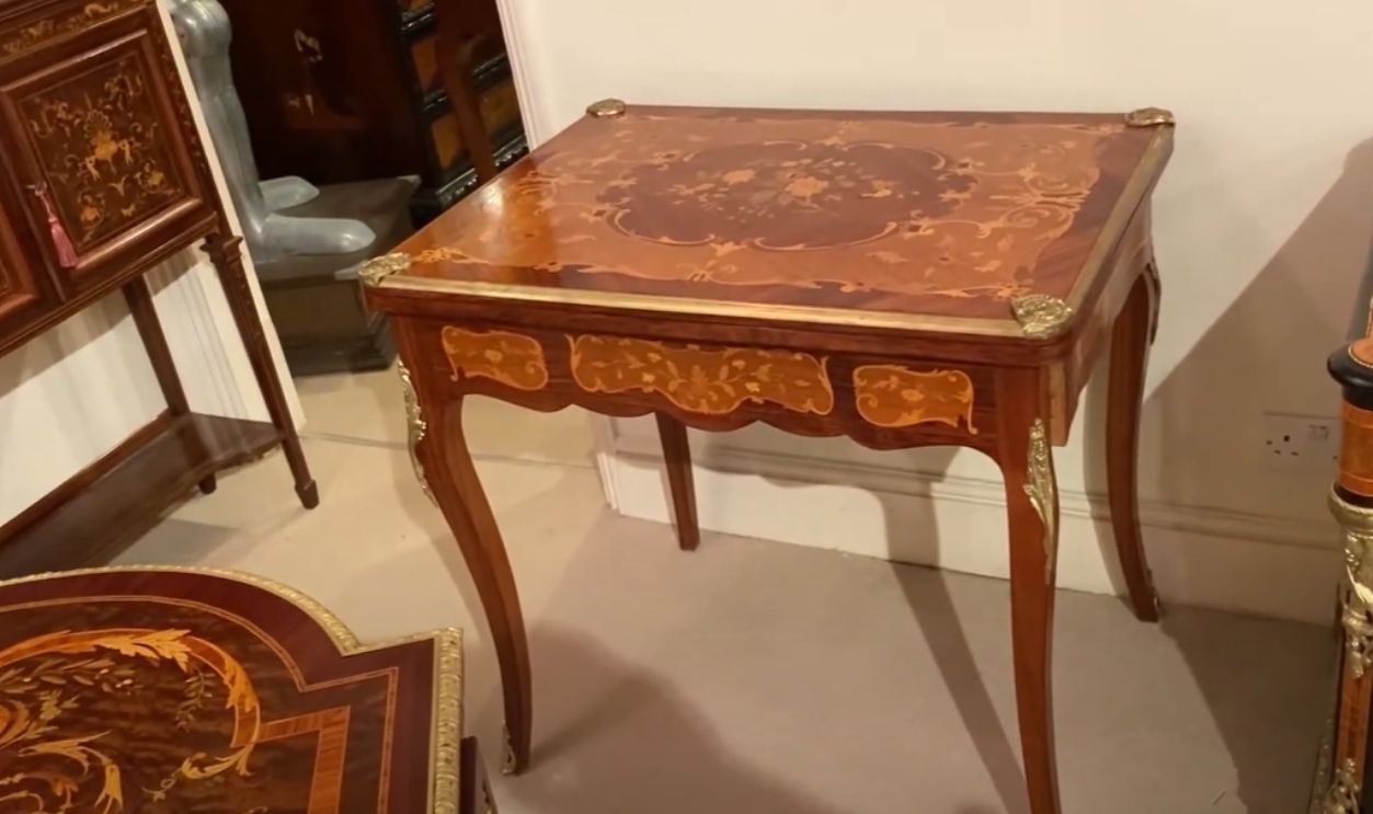 Kingwood Card Table