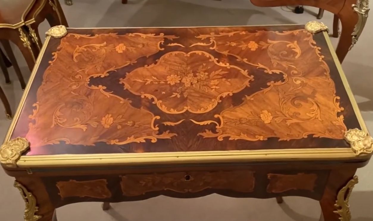 Kingwood Card Table