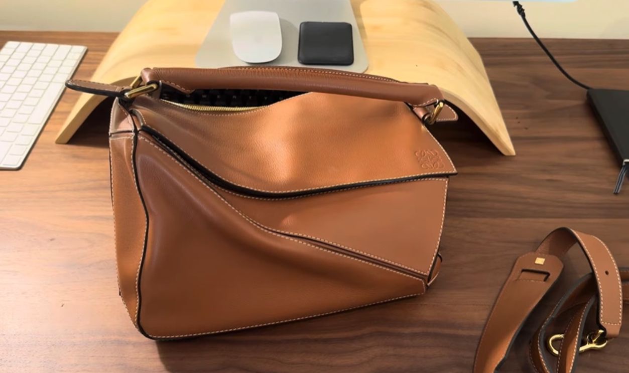 Loewe Puzzle (Early Editions)