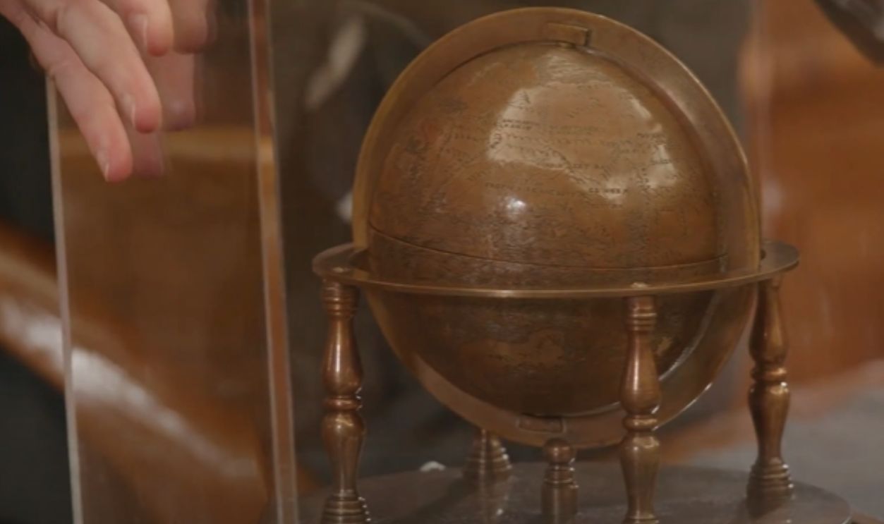 Storing And Displaying Your Globe Properly
