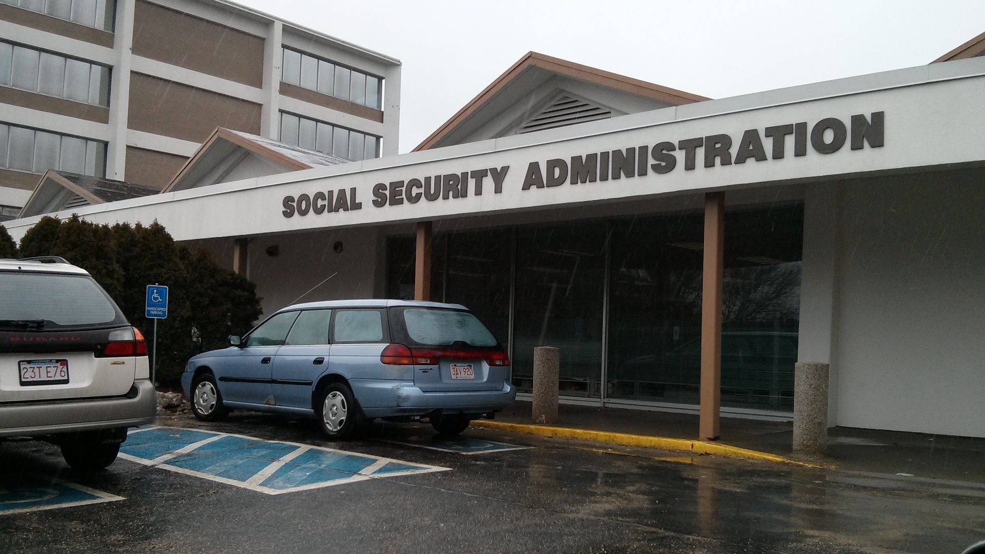 File:Social security office in Worcester Massachusetts - panoramio.jpg
