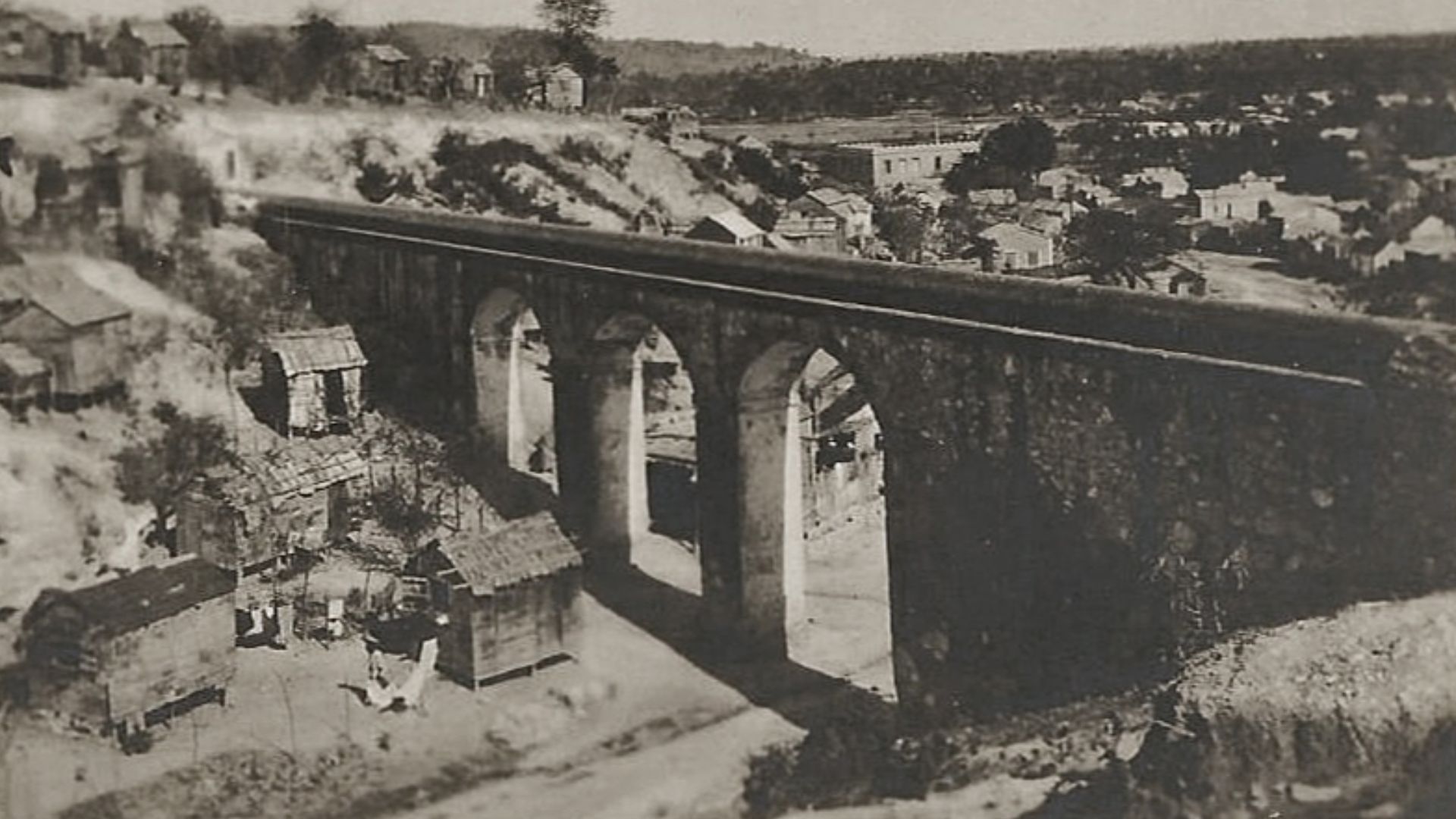 File:RPPC - Acueducto - Ponce.jpg