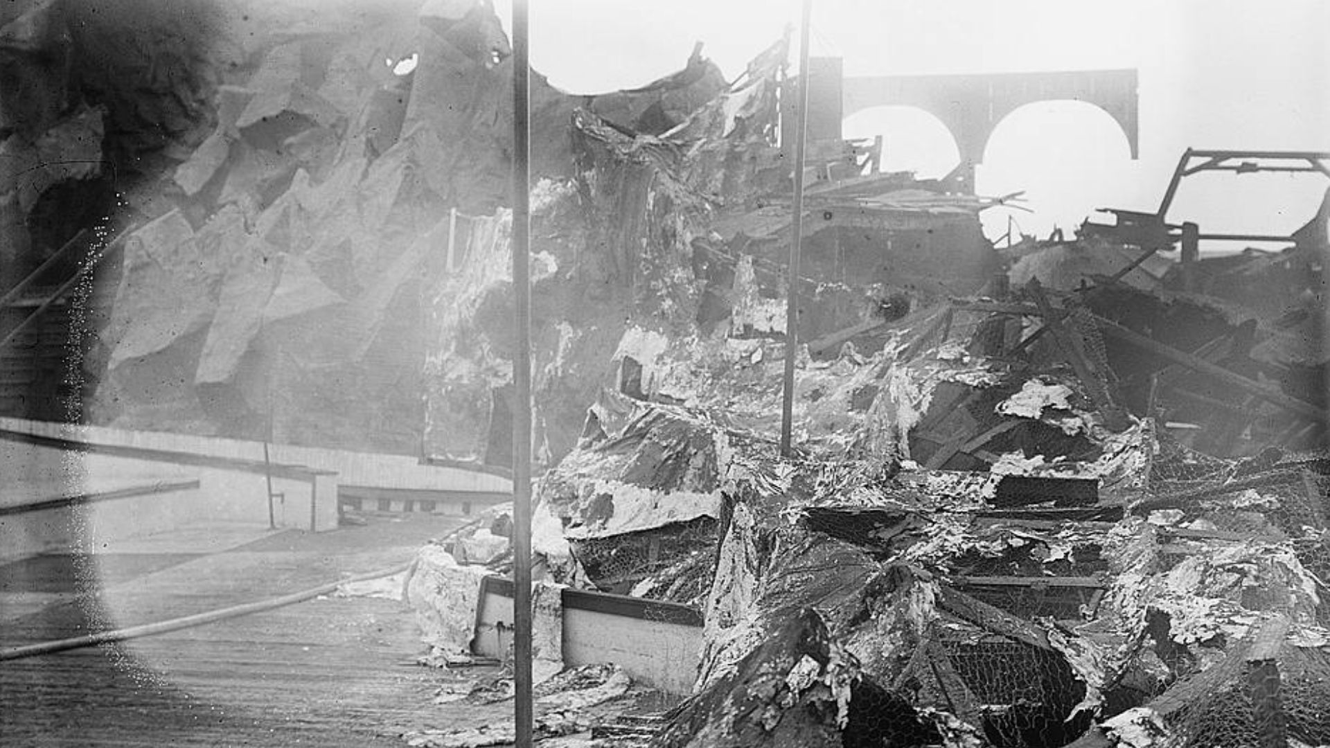 File:Luna Park fire 2.jpg