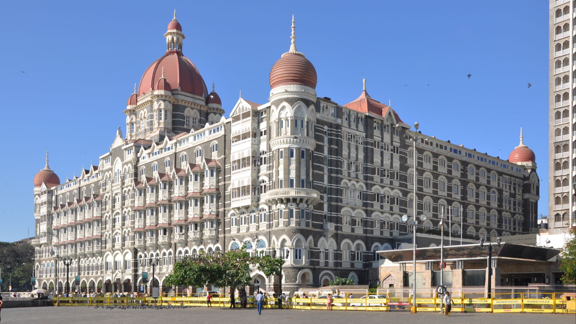 File:Taj Mahal Palace Hotel.jpg