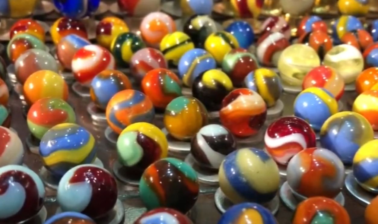 Akro Agate Popeye Marble