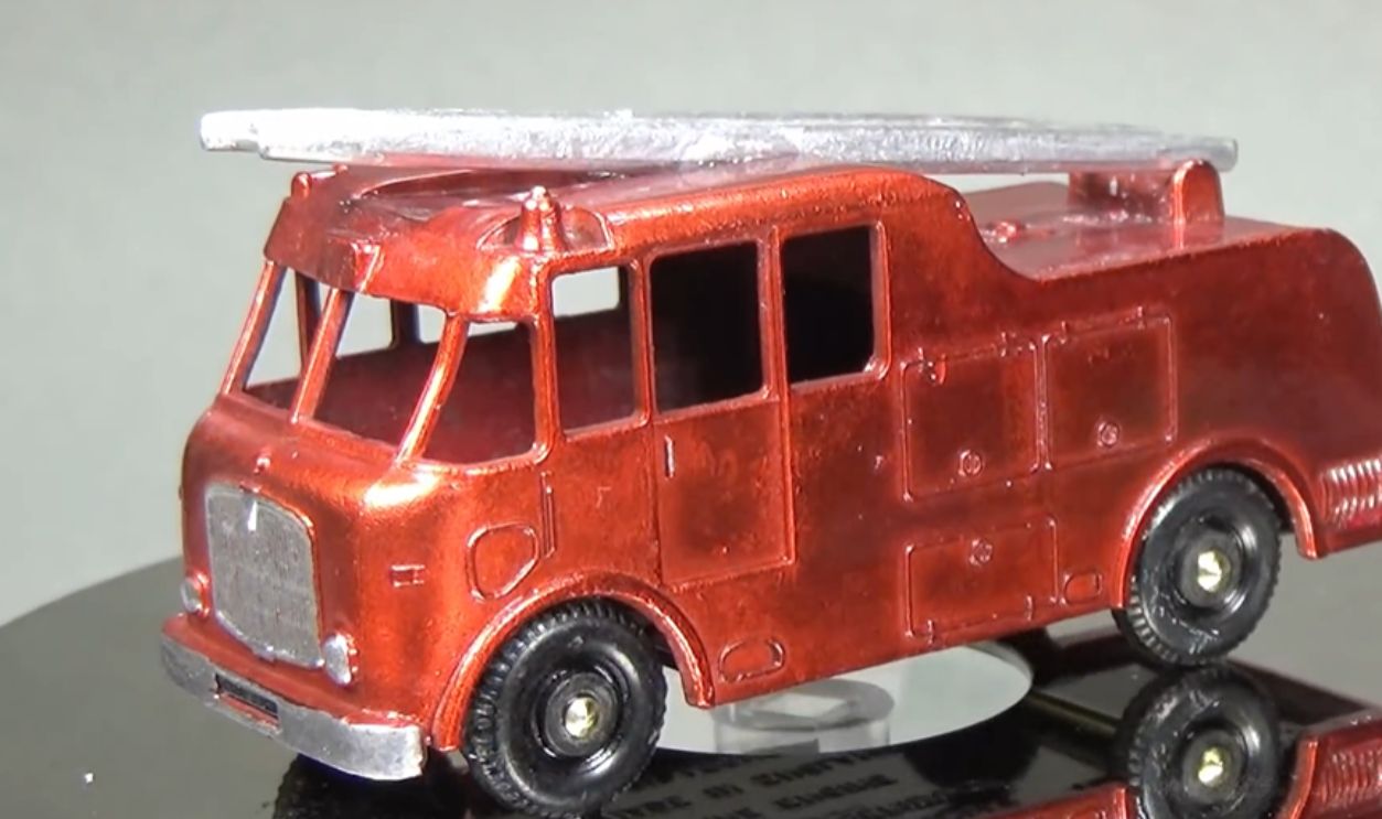 Matchbox Merryweather Fire Engine (No. 9, 1965)
