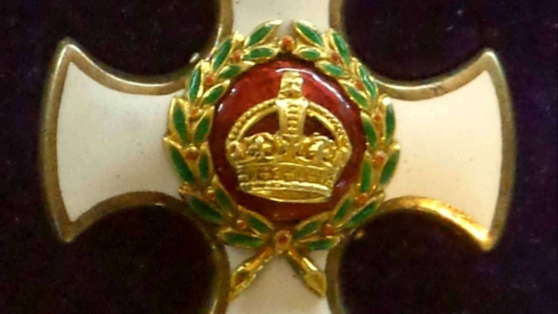 File:Distinguished Service Order badge (United Kingdom) - Tallinn Museum of Orders.jpg