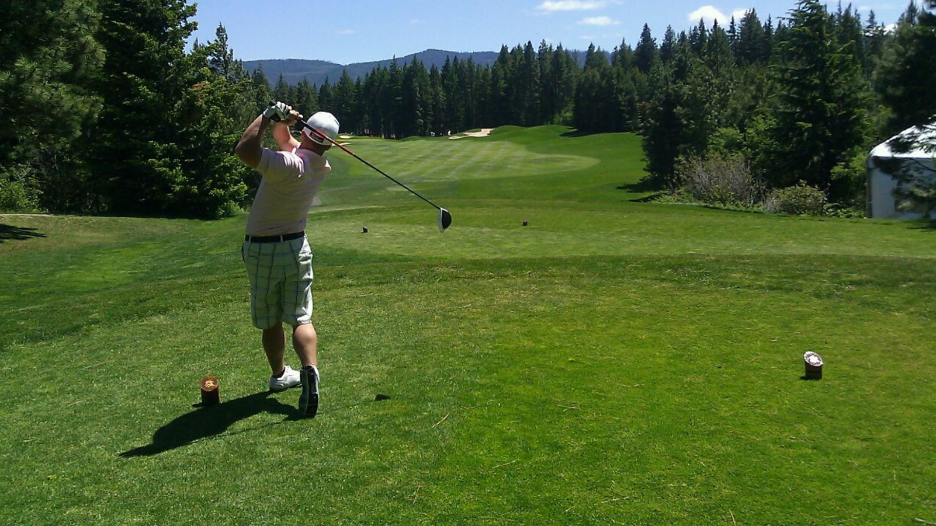 File:Golfer swing.jpg