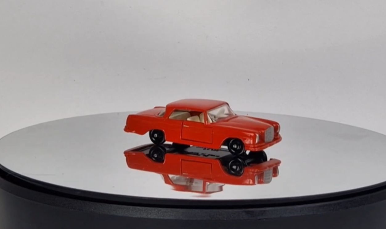 Matchbox Mercedes-Benz 220 SE (No. 53, 1960s)