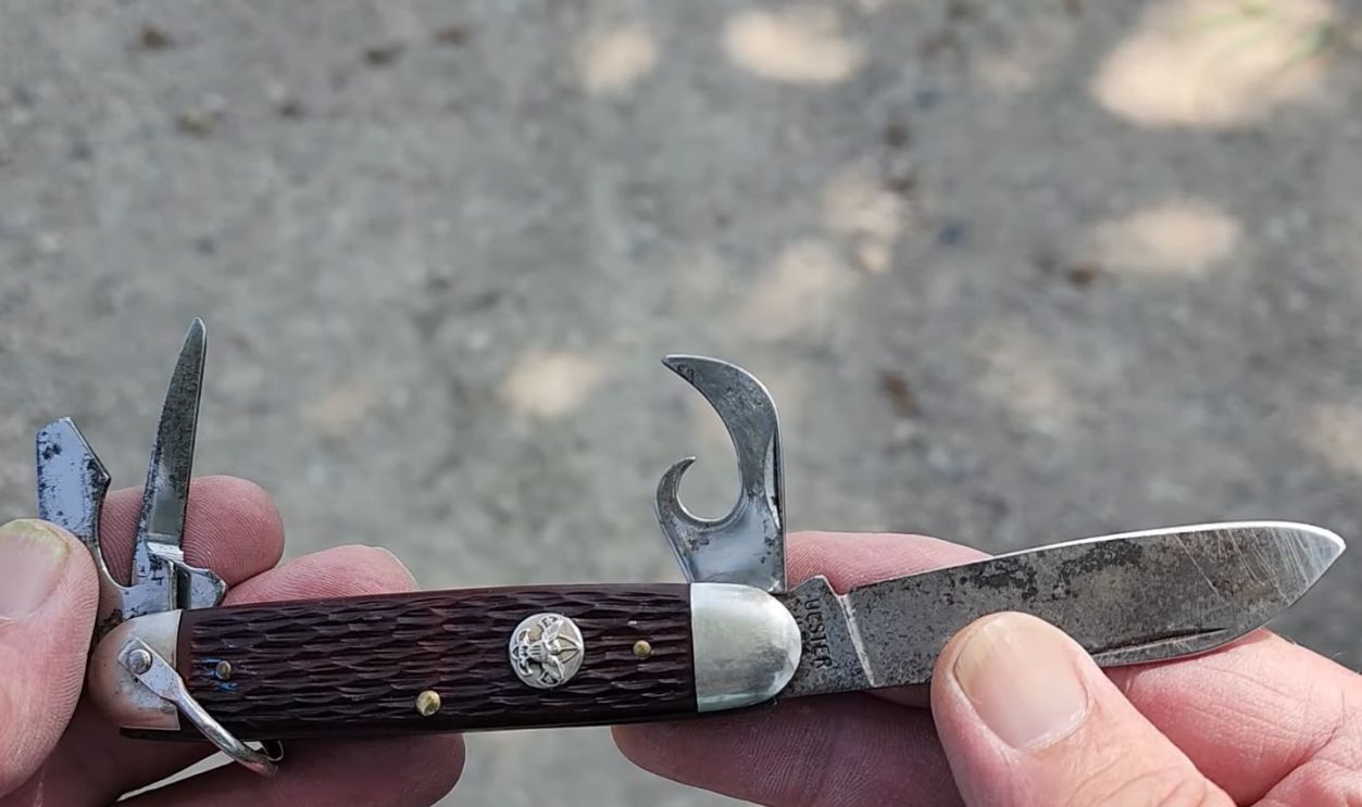 Ulster Boy Scout Knife 