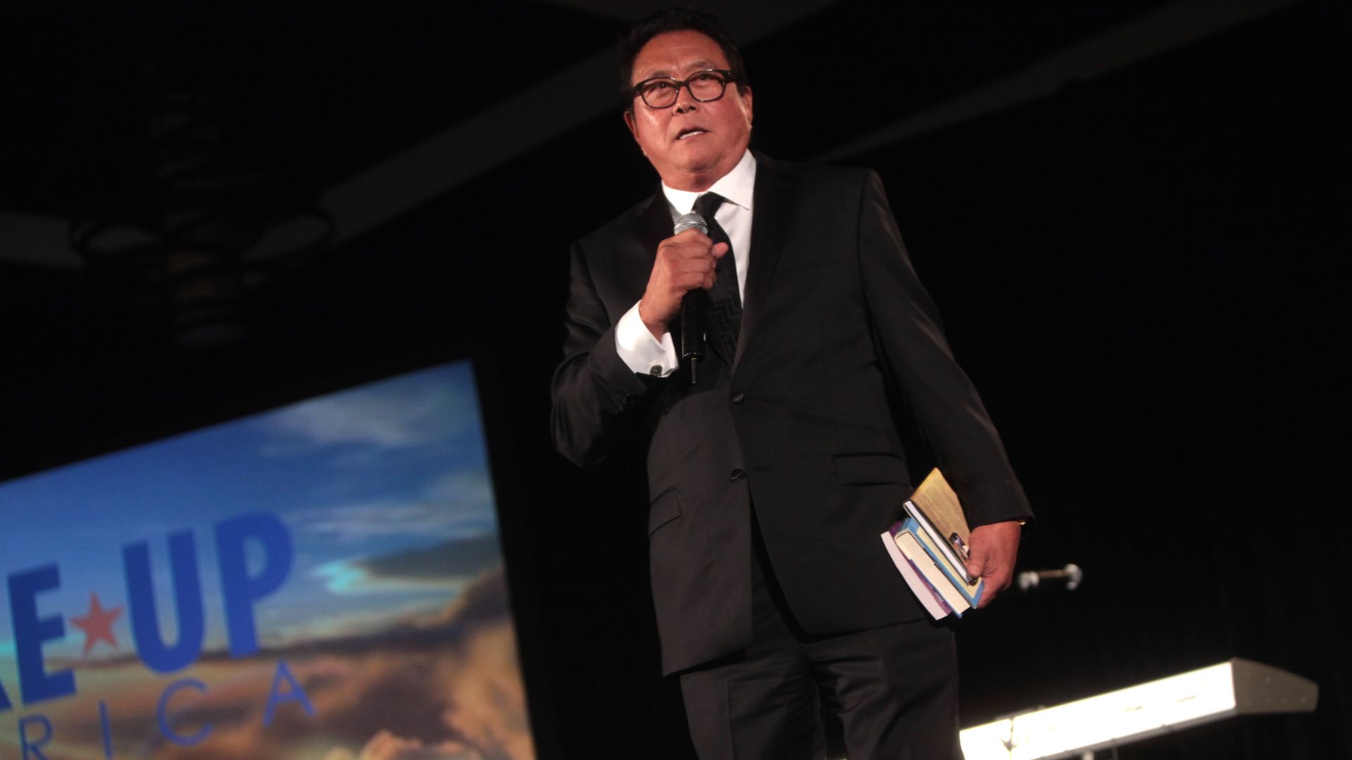 File:Robert Kiyosaki (15161335932).jpg
