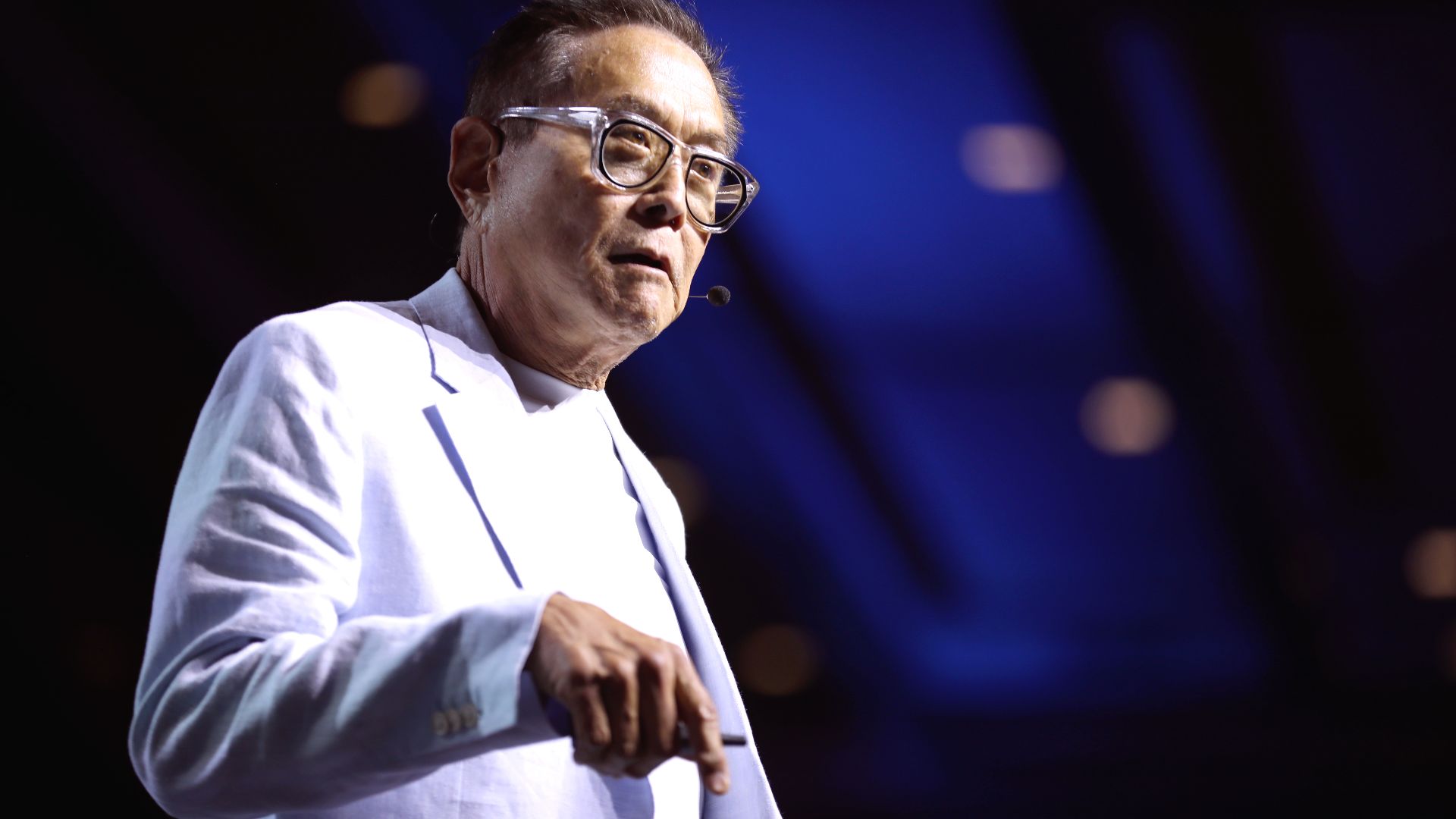File:Robert Kiyosaki (53864391088).jpg