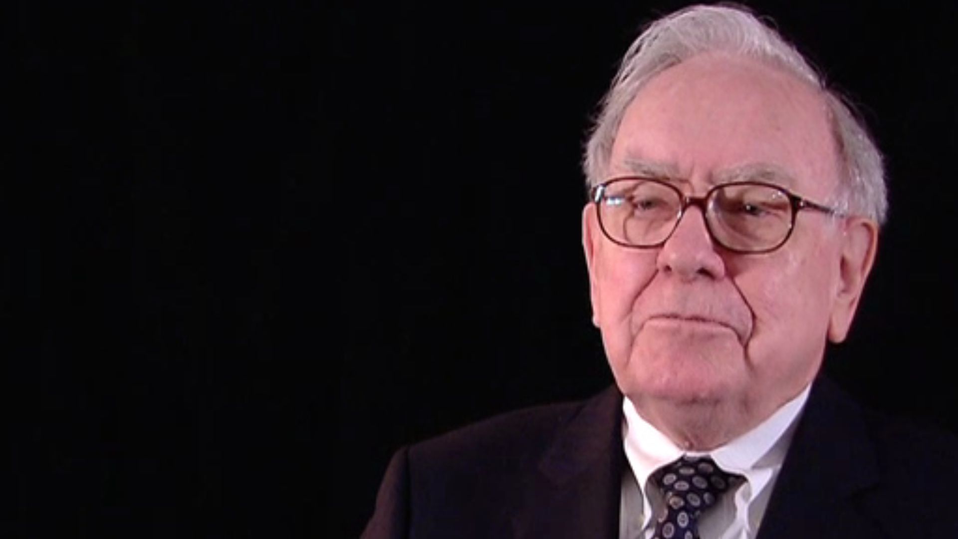 File:Warren Buffett in 2010.jpg