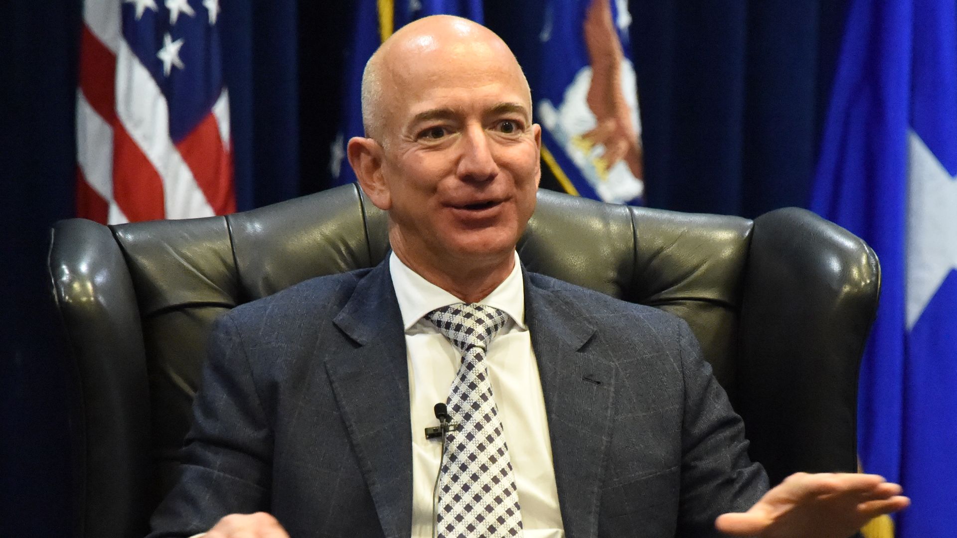 File:Jeff Bezos-171025-F-PP655-236 (39479699761).jpg
