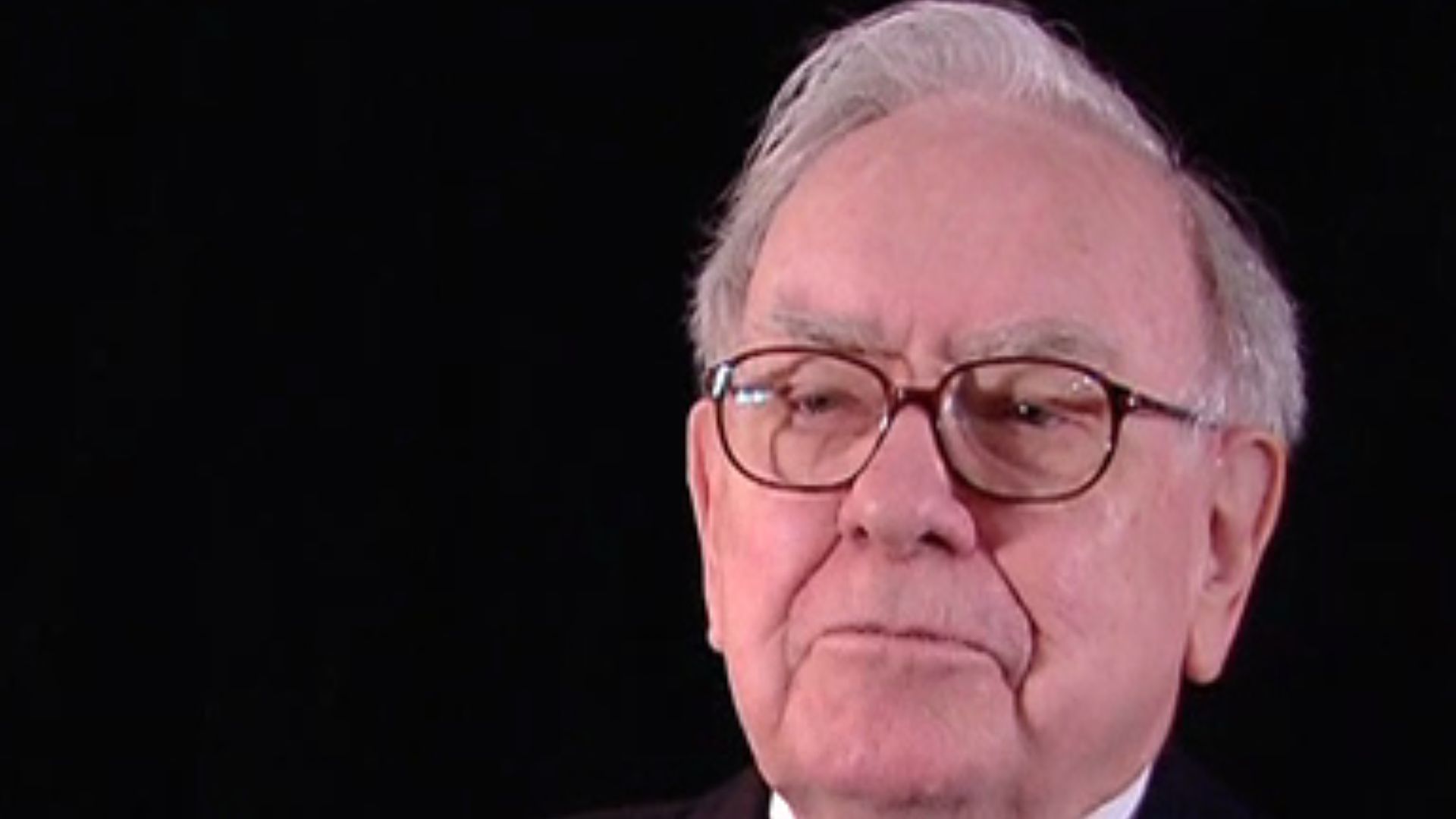 File:Warren Buffett in 2010.jpg