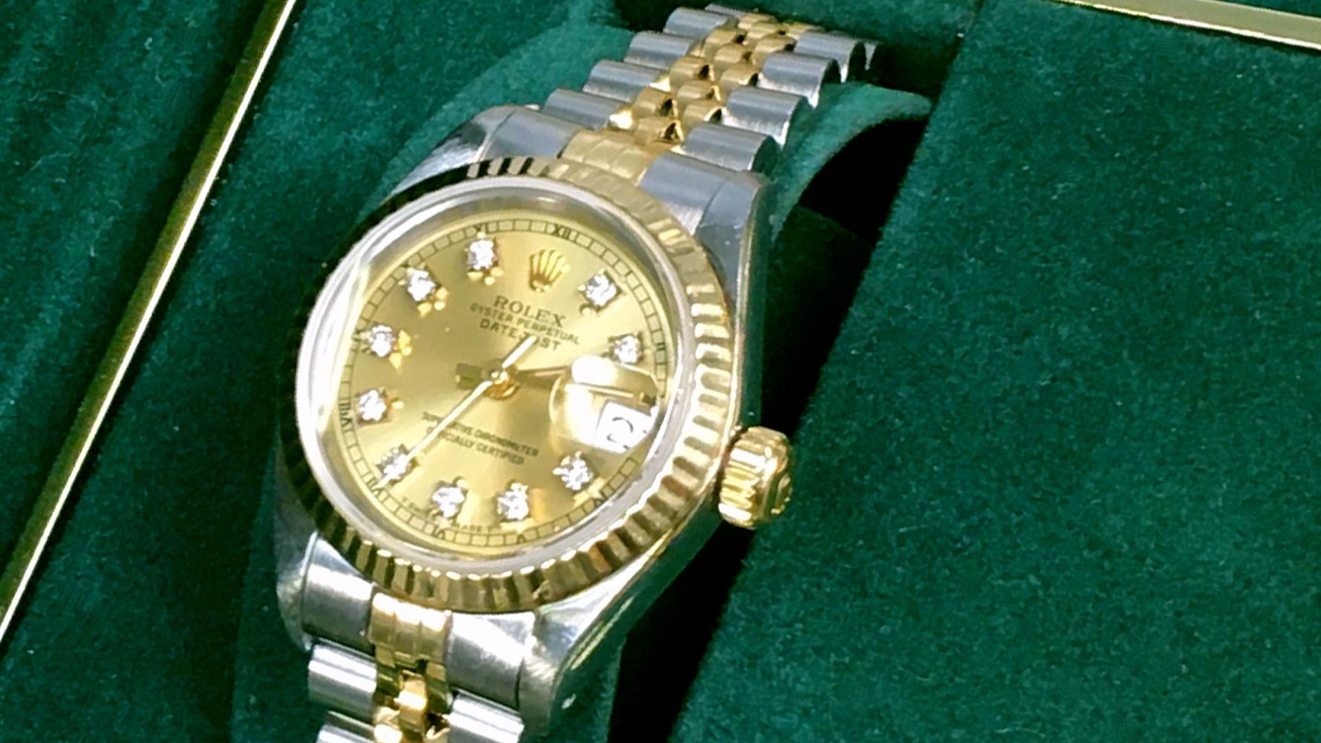 File:Rolex watch ladies Datejust 1987.jpg