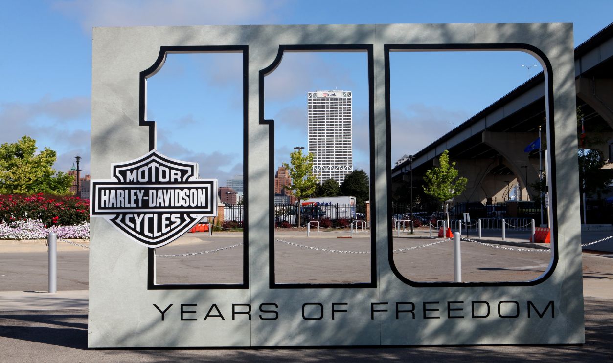 Harley-Davidson Dealership Frames