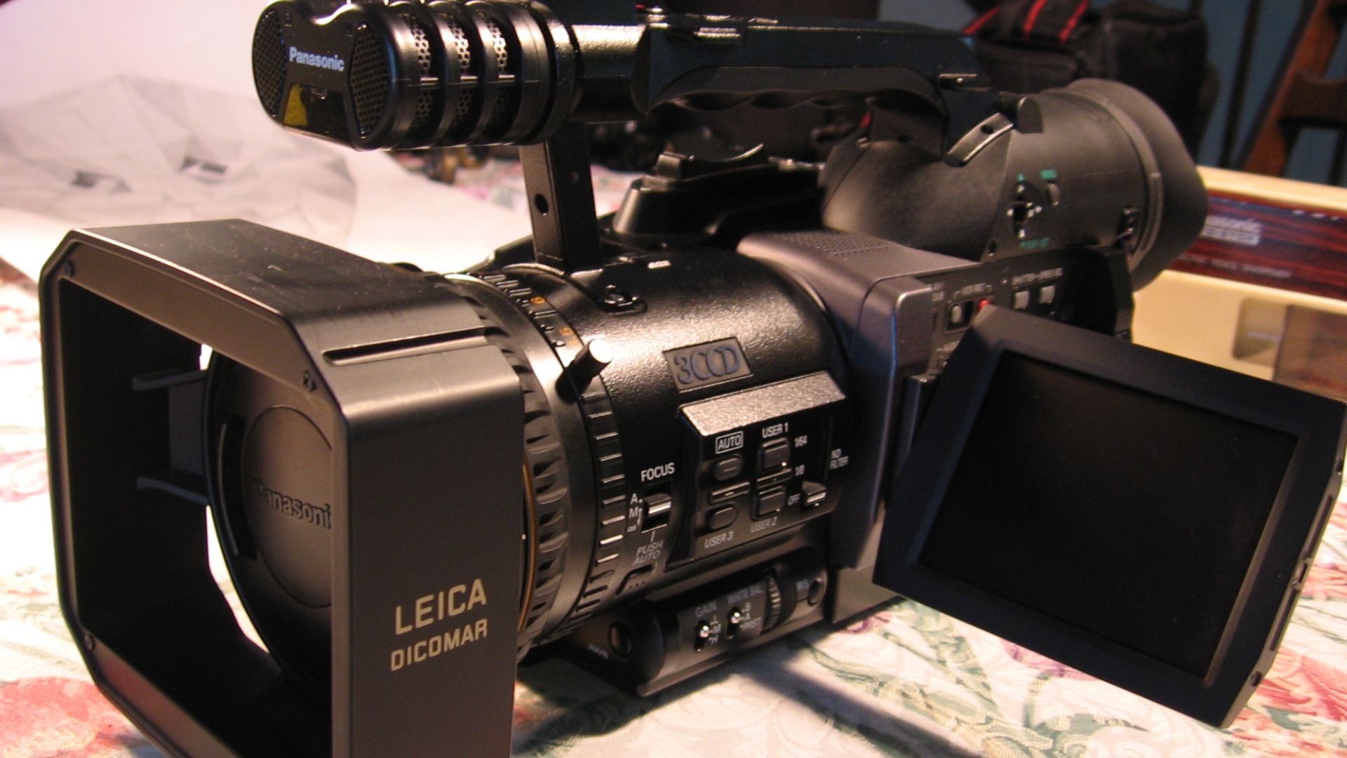 File:Panasonic AG-DVX100B 20060917.jpg